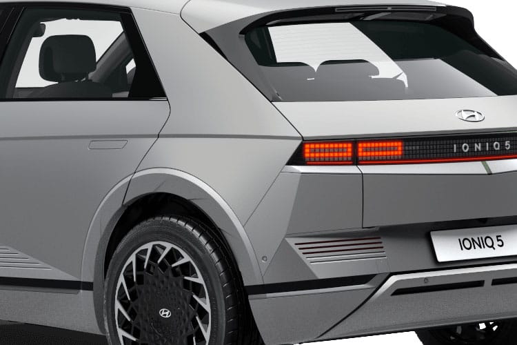 3866861 125kW Advance 63 kWh 5dr Auto