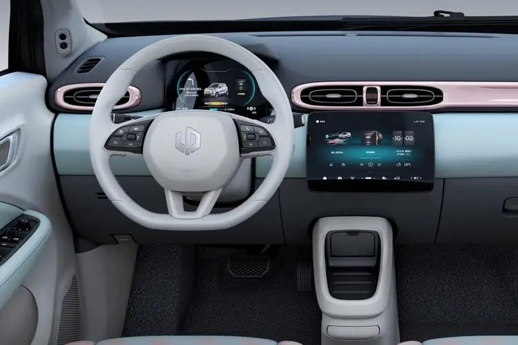 3958913 70kW 37kWh 5dr Auto